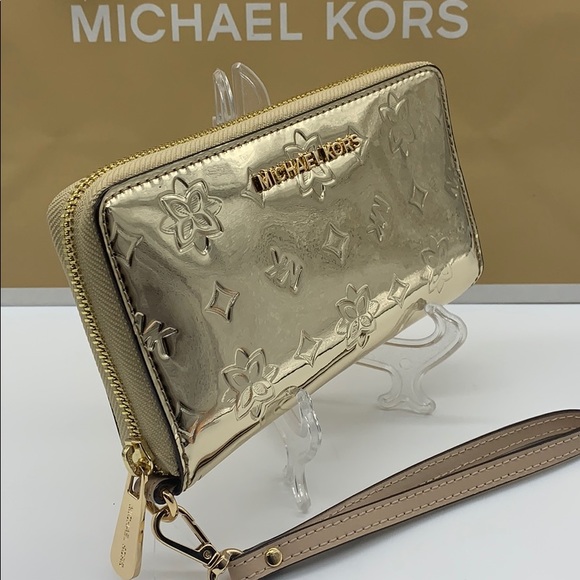 MICHAEL KORS JET SET TRAVEL LG FLAT MF PHN CASE - Picture 4 of 16